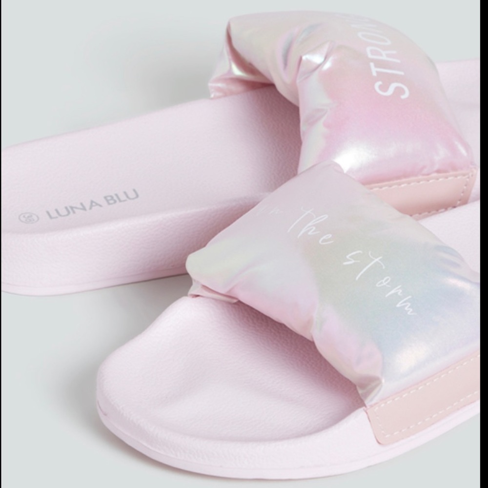 Luna Blu Pink Holographic Design Slides - Picture 3 of 7